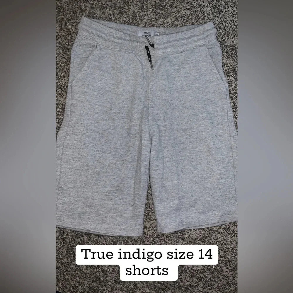 True indigo boys shorts size 14